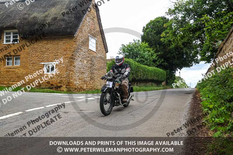 Vintage motorcycle club;eventdigitalimages;no limits trackdays;peter wileman photography;vintage motocycles;vmcc banbury run photographs
